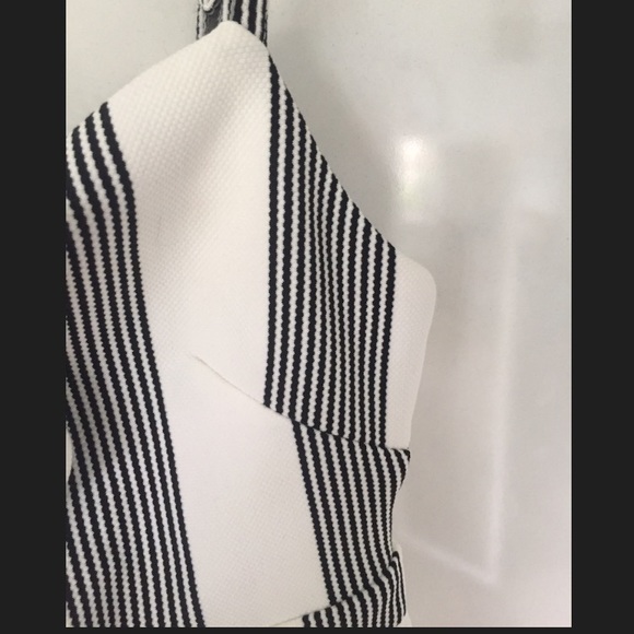 NWOT Bishop and Young Tie Top Dress - Picture 6 of 8